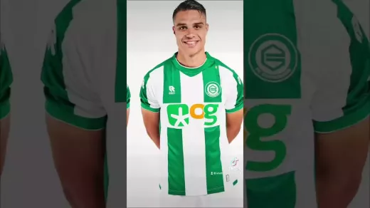 Top 10 des maillots Eredivisie de tous les temps : designs emblématiques et favoris des fans